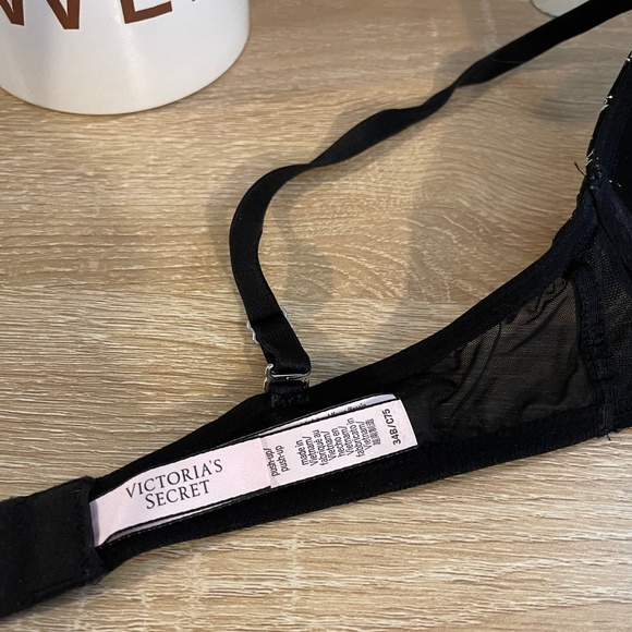 Silver Star Pushup Bra - Victoria's Secret - 34B - Picture 3 of 4